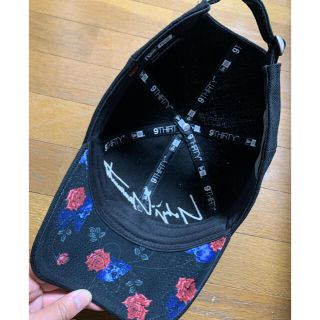 ヨウジヤマモト(Yohji Yamamoto)のYohji Yamamoto × New Era Skull Rose(キャップ)