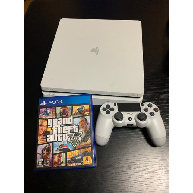 PS4 本体u0026PS4ソフト grand theft auto5のサムネイル