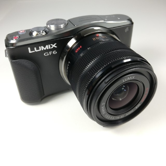 Panasonic(パナソニック)のLUMIX GF6 ダブルズームレンズ セット スマホ/家電/カメラのカメラ(ミラーレス一眼)の商品写真