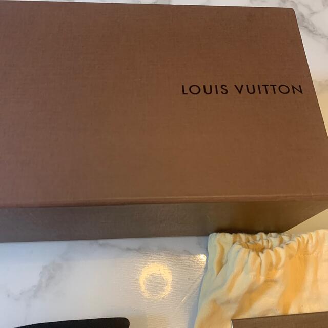 LOUIS VUITTON(ルイヴィトン)のルイヴィトン　35 1/2 ヒール　パンプス　スウェード　ブラック レディースの靴/シューズ(ハイヒール/パンプス)の商品写真