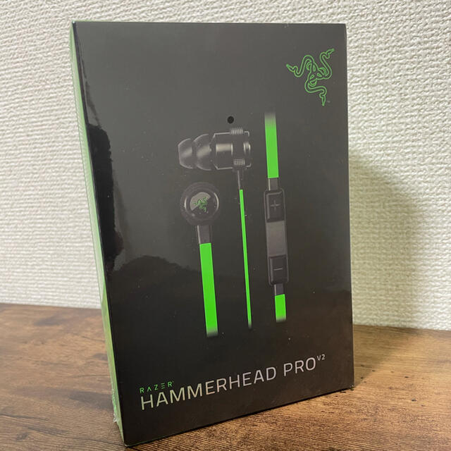 LAZER(レイザー)のRazer Hammerhead Pro V2 ゲーミングイヤホン　新品未開封 スマホ/家電/カメラのオーディオ機器(ヘッドフォン/イヤフォン)の商品写真