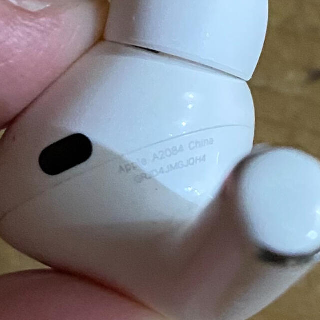 Apple(アップル)のApple AirPods Pro 両耳のみ スマホ/家電/カメラのオーディオ機器(ヘッドフォン/イヤフォン)の商品写真