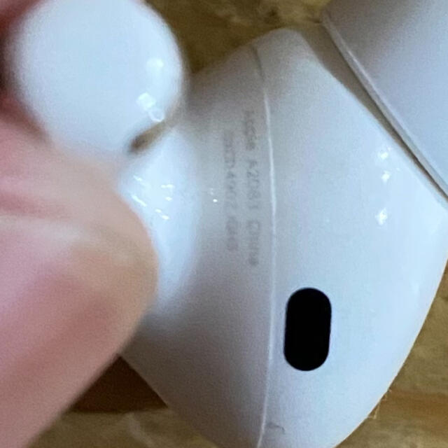 Apple(アップル)のApple AirPods Pro 両耳のみ スマホ/家電/カメラのオーディオ機器(ヘッドフォン/イヤフォン)の商品写真