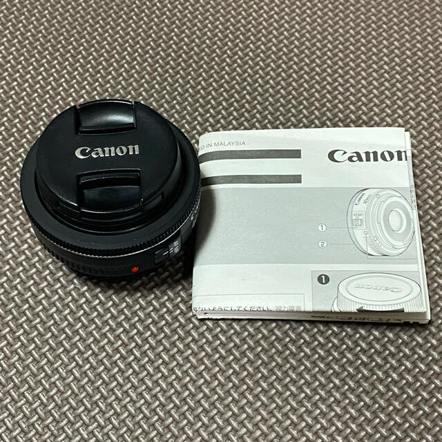 Canon(キヤノン)のCanon EF 40mm F2.8 STM おまけ付き スマホ/家電/カメラのカメラ(レンズ(単焦点))の商品写真