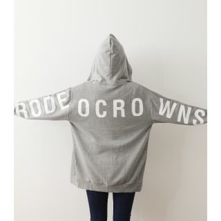 ロデオクラウンズ(RODEO CROWNS)の新品☆ロデオクラウンズ☆ビッグロゴジップパーカー(パーカー)