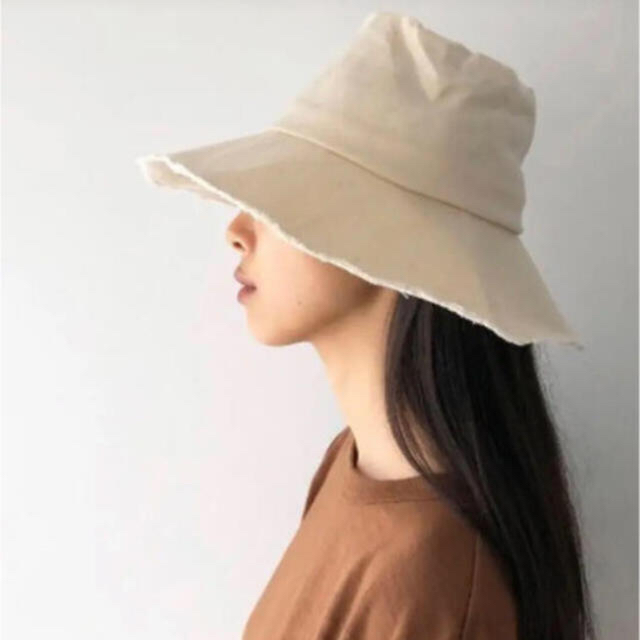 TODAYFUL(トゥデイフル)のTODAYFULパラフィンバケットハット ホワイト レディースの帽子(ハット)の商品写真