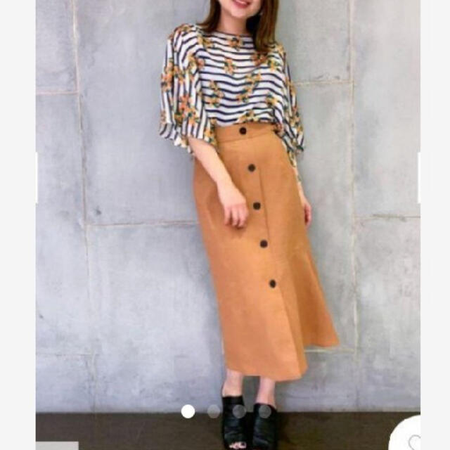 GRACE CONTINENTAL(グレースコンチネンタル)のリネンライクアシメタイトスカート レディースのスカート(ひざ丈スカート)の商品写真