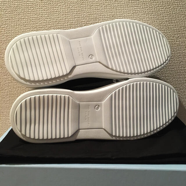 PHILIPPE MODEL(フィリップモデル)の❤️新品未使用❗️フィリップモデル 『TEMPLE VEAU』❤️ メンズの靴/シューズ(スニーカー)の商品写真