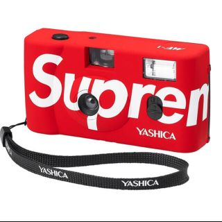 シュプリーム(Supreme)の完売品☆ Supreme Yashica MF-1 camera 赤(フィルムカメラ)