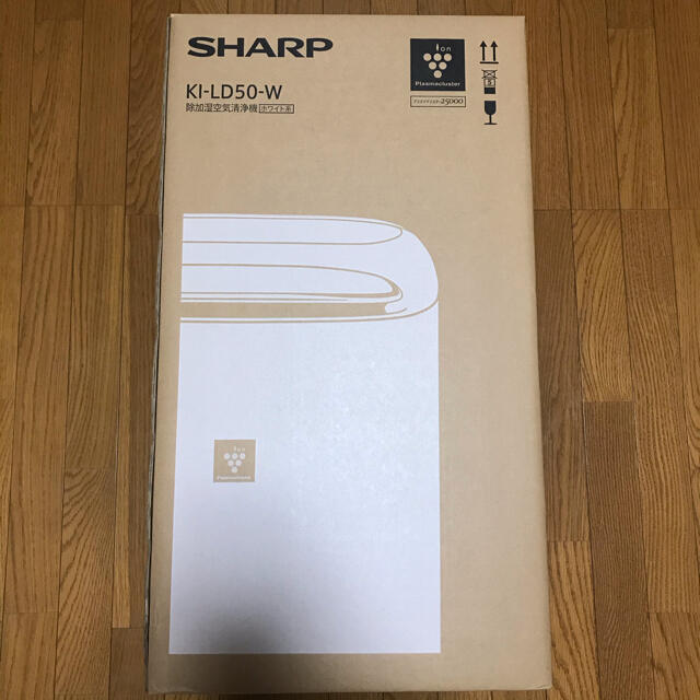 SHARP(シャープ)のシャープ 除加湿空気清浄機  KI-LD50-W プラズマクラスター  スマホ/家電/カメラの生活家電(空気清浄器)の商品写真