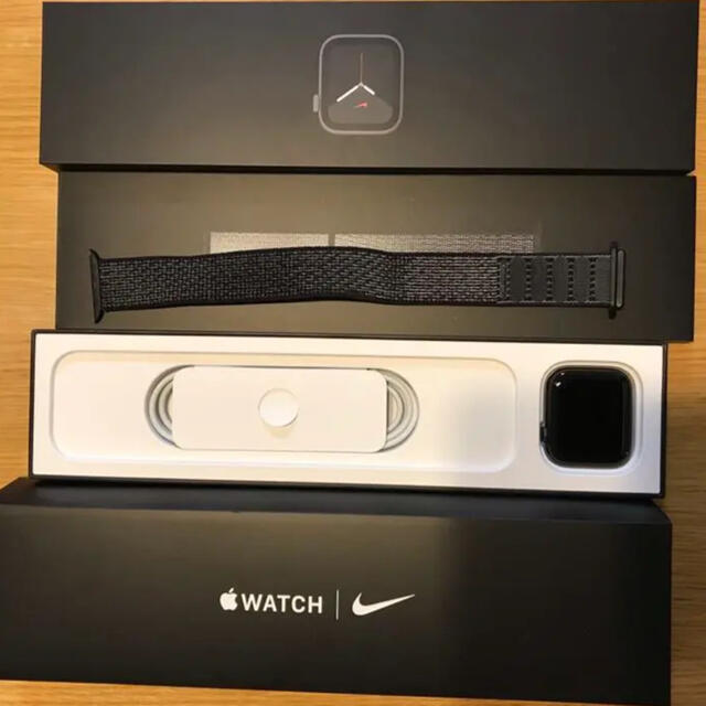 Apple Watch Nike Series 6（GPSモデル）- 44mm