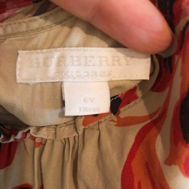 BURBERRY(バーバリー)のバーバリーチルドレン　6y ワンピース キッズ/ベビー/マタニティのキッズ服女の子用(90cm~)(ワンピース)の商品写真