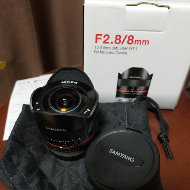 SAMYANG 8mm魚眼レンズ　ほぼ新品