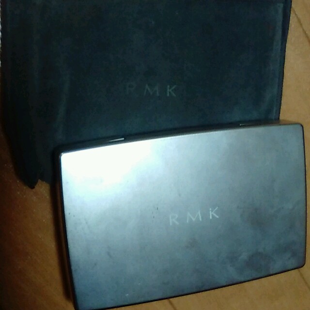 RMK(アールエムケー)のRMK　EX105ファンデ コスメ/美容のベースメイク/化粧品(ファンデーション)の商品写真
