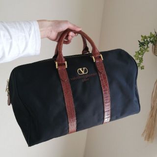 Valentino Garavani バレンティノ ガラバーニ バッグ-