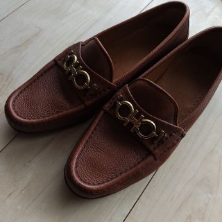 サルヴァトーレフェラガモ(Salvatore Ferragamo)のFerragamo　ローファー(ローファー/革靴)