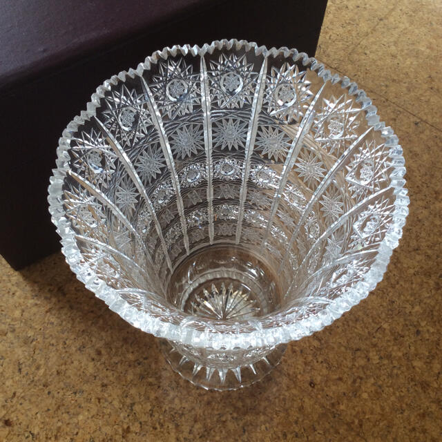 ボヘミアングラス BOHEMIA 花瓶 壺 旨 高さ約20cm チェコ ボヘミアングラス BOHEMIA 花瓶 壺 旨 高さ約20cm チェコ