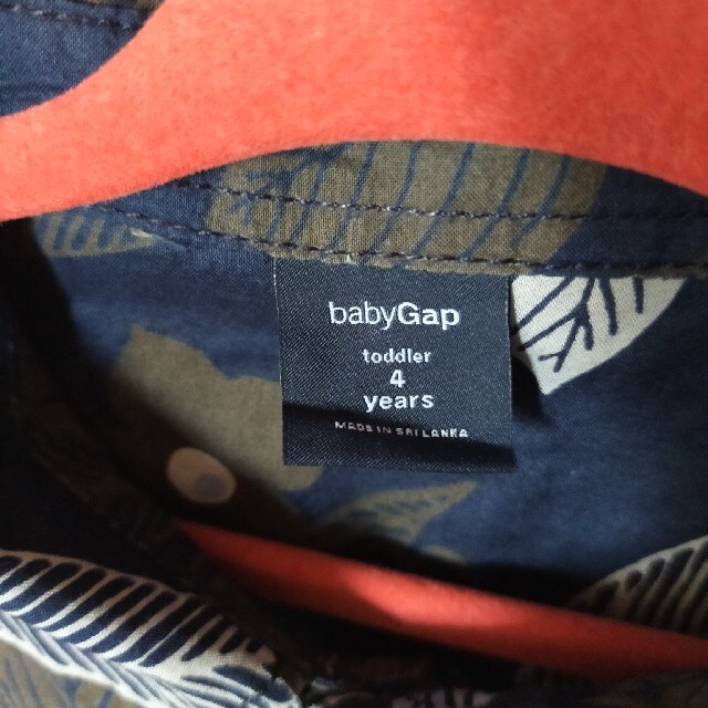 GAP(ギャップ)のGAPシャツ キッズ/ベビー/マタニティのキッズ服男の子用(90cm~)(ブラウス)の商品写真