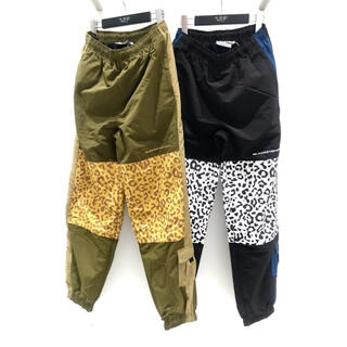 求 black eye patch leopard pants(その他)