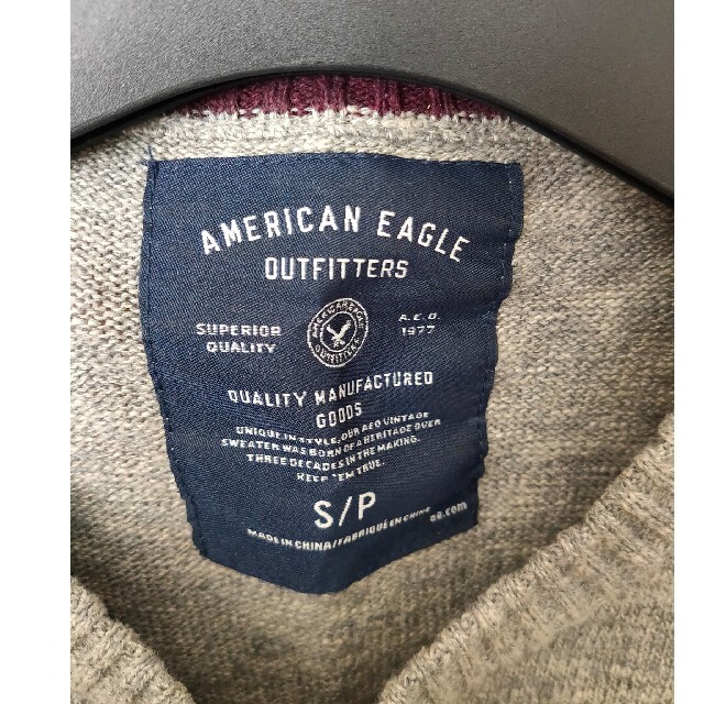 American Eagle(アメリカンイーグル)のアメリカンイーグル 薄手ニット 秋冬 メンズ Sサイズ メンズのトップス(ニット/セーター)の商品写真