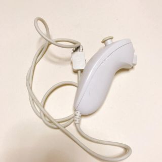 ウィー(Wii)のwii  ヌンチャク(家庭用ゲーム機本体)