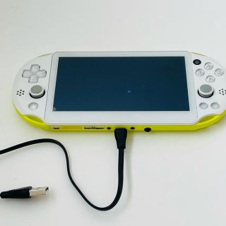 PlayStation vita イエロー　本体　カセット付き