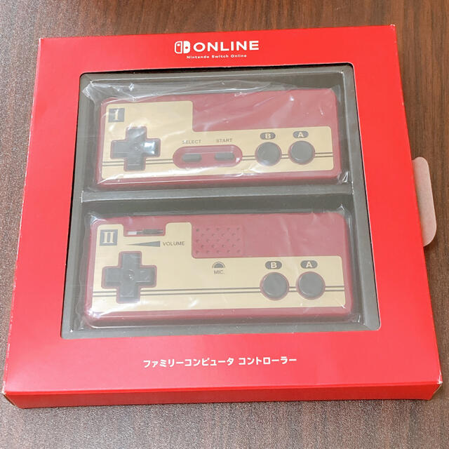 Switch ファミコン　コントローラー