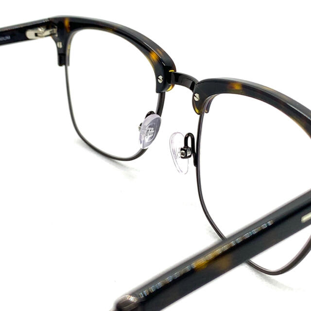 TOM FORD(トムフォード)の【新品】TOM FORD トムフォード ブルーライトカット眼鏡 FT5590B メンズのファッション小物(サングラス/メガネ)の商品写真