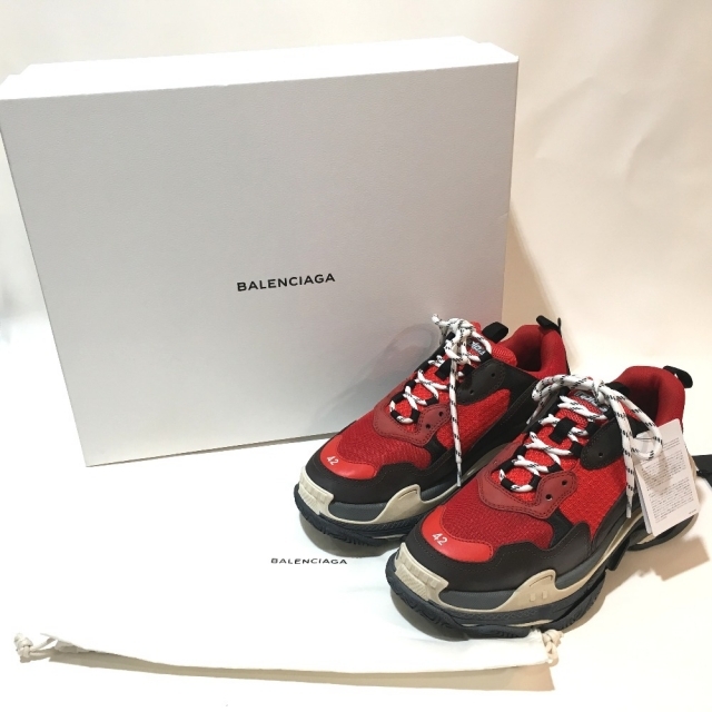 Balenciaga(バレンシアガ)のバレンシアガ BALENCIAGA Triple S shoes 516440 トリプルS トレーナー スニーカー キャンバス ルージュ ルージュ/ノアール 未使用 メンズの靴/シューズ(スニーカー)の商品写真