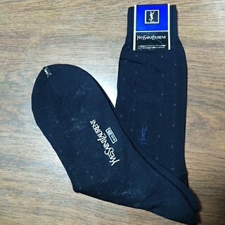 イヴサンローランボーテ(Yves Saint Laurent Beaute)の新品未使用　イヴ・サンローラン　メンズ靴下(ソックス)