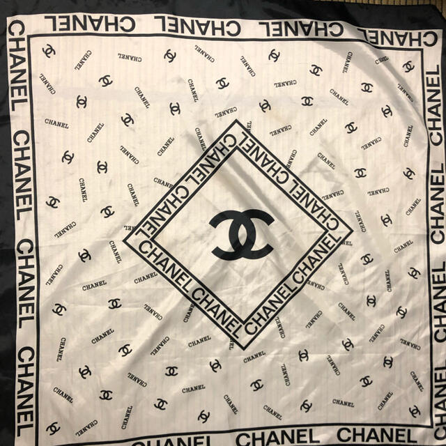 CHANEL ビンテージ　スカーフ