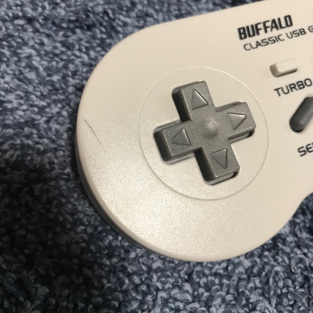 Buffalo(バッファロー)のスーパーファミコン風　コントローラー　 エンタメ/ホビーのゲームソフト/ゲーム機本体(その他)の商品写真