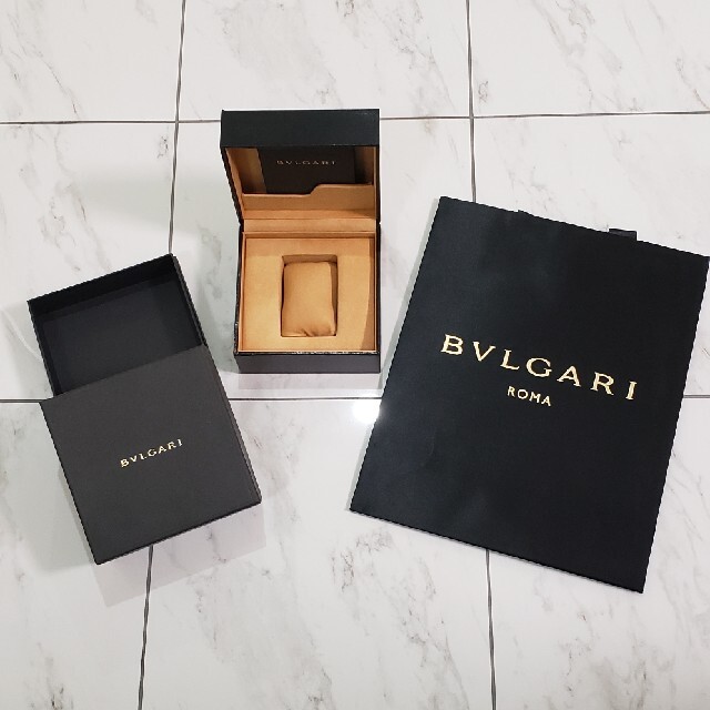 BVLGARI(ブルガリ)のブルガリ　時計ケース　① メンズの時計(その他)の商品写真