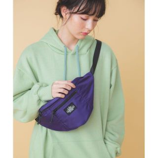 リー(Lee)の新品タグ付き♡Lee×SmirNasli ボディバッグ パープル(ボディバッグ/ウエストポーチ)