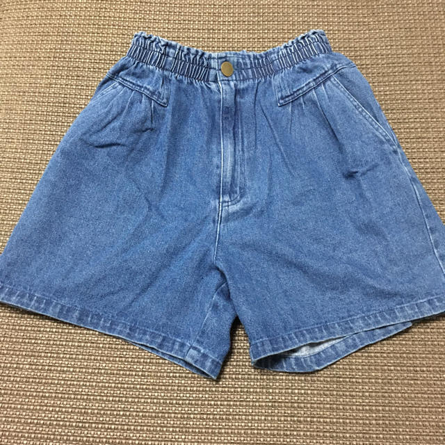 購買Kastane ケミカルウォッシュ デニムショートパンツ ショートパンツ カスタネ Kastane ギャザーデニムショートパンツ