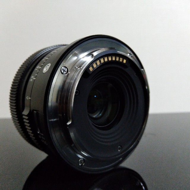 SIGMA(シグマ)のSIGMA 24mm F3.5 DG DN ライカLマウント用 スマホ/家電/カメラのカメラ(レンズ(単焦点))の商品写真