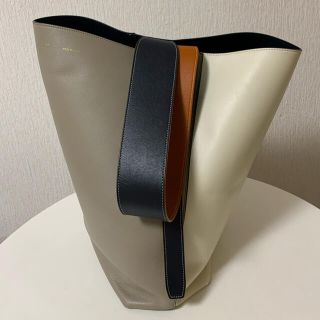 セリーヌ(celine)の美品　Celine セリーヌ　ツィステッドカバ(ショルダーバッグ)