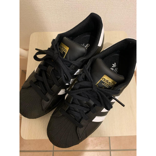 adidas スーパースター黒