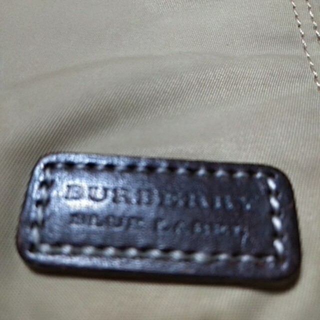 BURBERRY(バーバリー)のBURBERRY　ロンドン　ミニショルダーバック レディースのバッグ(ショルダーバッグ)の商品写真