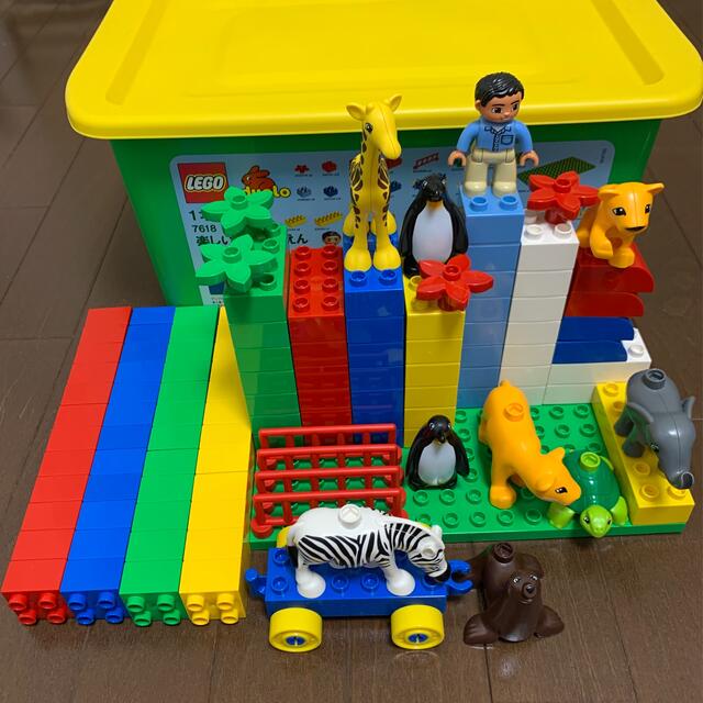 Lego(レゴ)のLEGO 楽しいどうぶつえん　と　アイス　のセット キッズ/ベビー/マタニティのおもちゃ(積み木/ブロック)の商品写真