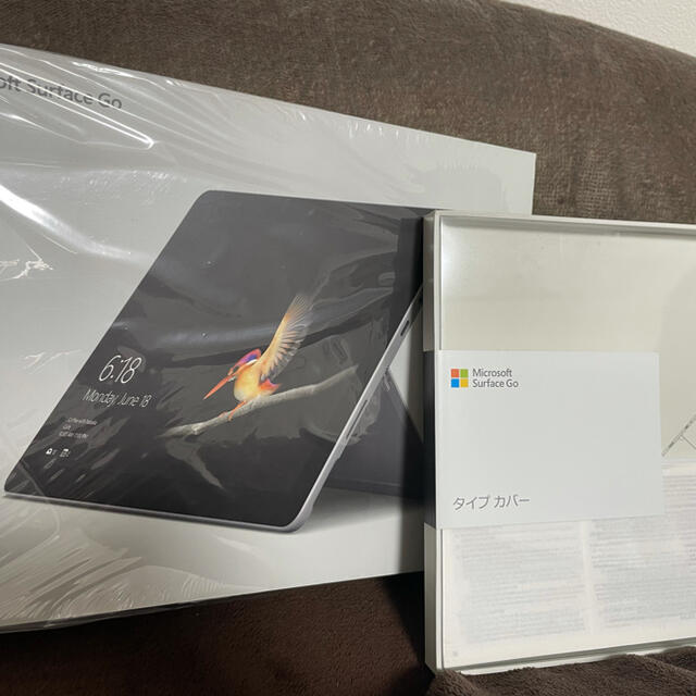 Surface GO 128GB Office＋純正キーボード付き