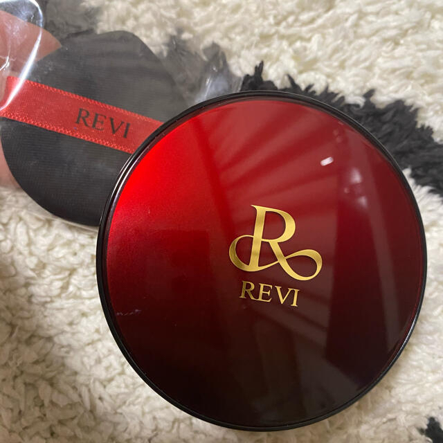 REVI 陶器肌クッションファンデーション