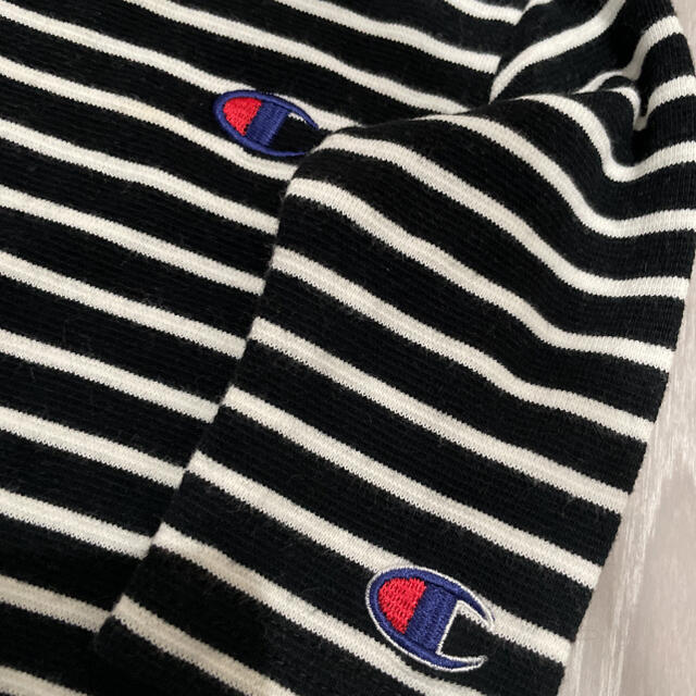 Champion(チャンピオン)のチャンピオン　ボーダー　ロンT 80センチ キッズ/ベビー/マタニティのベビー服(~85cm)(Ｔシャツ)の商品写真