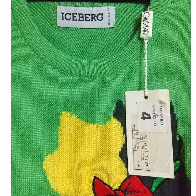 ICEBERG(アイスバーグ)の★タグ付き 新品★　ＩＣＥＢＥＲＧ　アイスバーグ　セーター　マリー　イタリア製 レディースのトップス(ニット/セーター)の商品写真