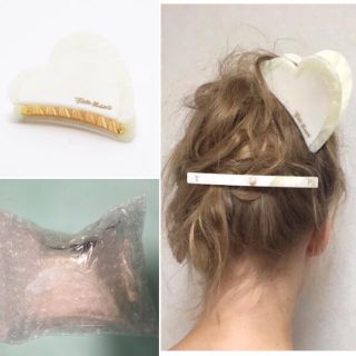 theatre products  アクリルハートヘアクリップ