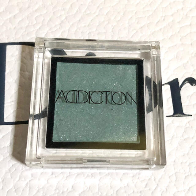 ADDICTION(アディクション)のaddiction アディクション　アイシャドウ　133　 コスメ/美容のベースメイク/化粧品(アイシャドウ)の商品写真