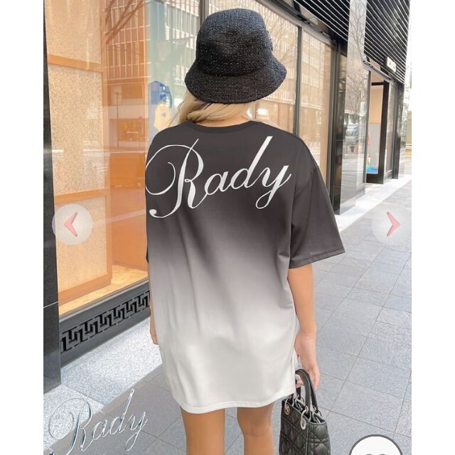 Rady(レディー)のready☆グラデーションロゴTシャツS レディースのトップス(Tシャツ(半袖/袖なし))の商品写真