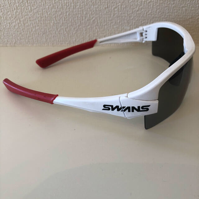 SWANS(スワンズ)の(購入者専用)スワンズ　SWANS サングラス　赤✖️白 メンズのファッション小物(サングラス/メガネ)の商品写真