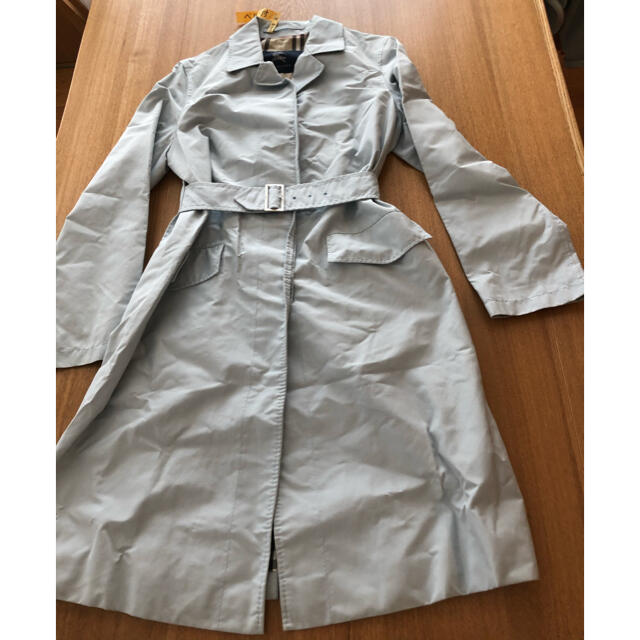 BURBERRY(バーバリー)の【BURBERRY】スプリングコート　水色（L〜XL） レディースのジャケット/アウター(スプリングコート)の商品写真