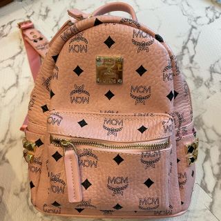 エムシーエム(MCM)のMCM ピンク　リュック(リュック/バックパック)